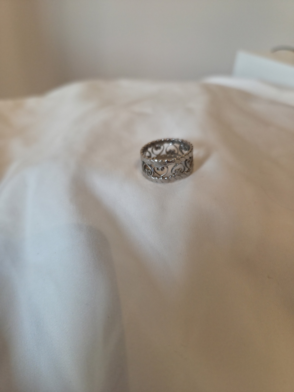 Silver Filigree Heart Band Ring - Silver